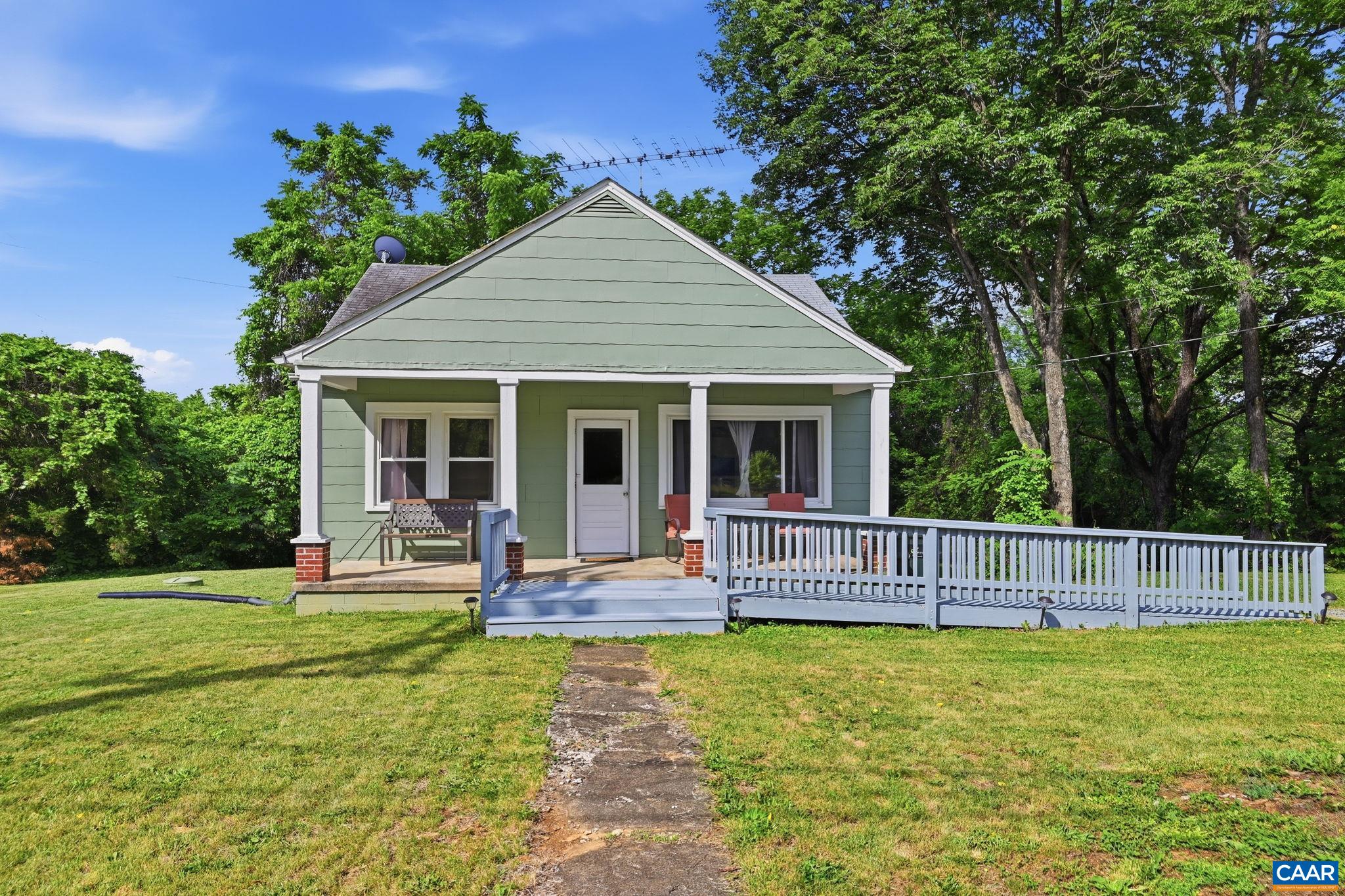 9034 SPOTSWOOD TRL, STANARDSVILLE, Virginia 22973, 2 Bedrooms Bedrooms, ,1 BathroomBathrooms,Residential,Cottage Charm,9034 SPOTSWOOD TRL,678579 MLS # 678579 9034 SPOTSWOOD TRL, STANARDSVILLE, Virginia 22973, 2 Bedrooms Bedrooms, ,1 BathroomBathrooms,Residential,Cottage Charm,9034 SPOTSWOOD TRL,678579 MLS # 678579