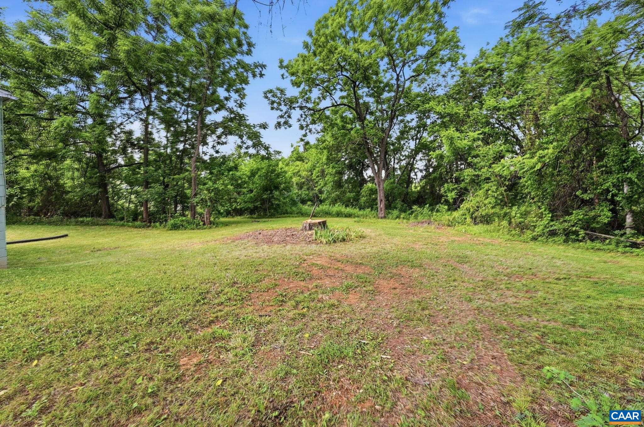 9034 SPOTSWOOD TRL, STANARDSVILLE, Virginia 22973, 2 Bedrooms Bedrooms, ,1 BathroomBathrooms,Residential,Cottage Charm,9034 SPOTSWOOD TRL,678579 MLS # 678579 9034 SPOTSWOOD TRL, STANARDSVILLE, Virginia 22973, 2 Bedrooms Bedrooms, ,1 BathroomBathrooms,Residential,Cottage Charm,9034 SPOTSWOOD TRL,678579 MLS # 678579