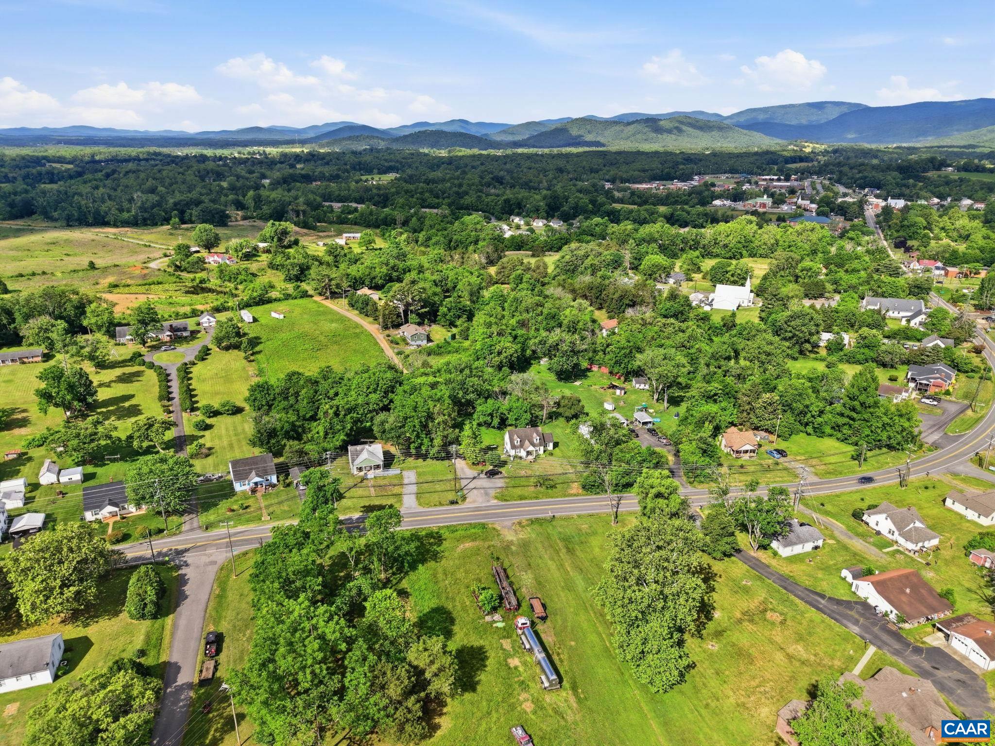 9034 SPOTSWOOD TRL, STANARDSVILLE, Virginia 22973, 2 Bedrooms Bedrooms, ,1 BathroomBathrooms,Residential,Cottage Charm,9034 SPOTSWOOD TRL,678579 MLS # 678579 9034 SPOTSWOOD TRL, STANARDSVILLE, Virginia 22973, 2 Bedrooms Bedrooms, ,1 BathroomBathrooms,Residential,Cottage Charm,9034 SPOTSWOOD TRL,678579 MLS # 678579