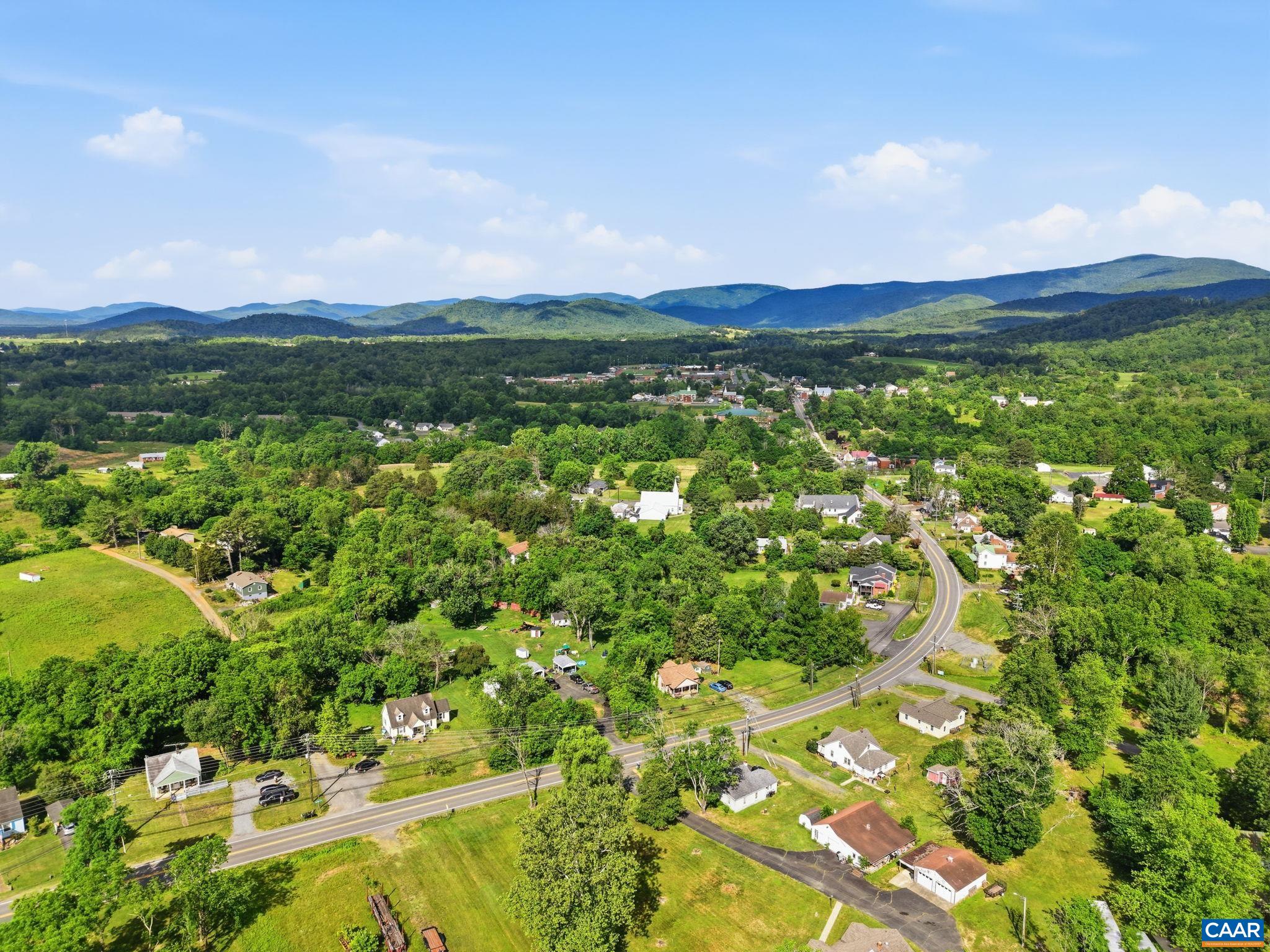 9034 SPOTSWOOD TRL, STANARDSVILLE, Virginia 22973, 2 Bedrooms Bedrooms, ,1 BathroomBathrooms,Residential,Cottage Charm,9034 SPOTSWOOD TRL,678579 MLS # 678579 9034 SPOTSWOOD TRL, STANARDSVILLE, Virginia 22973, 2 Bedrooms Bedrooms, ,1 BathroomBathrooms,Residential,Cottage Charm,9034 SPOTSWOOD TRL,678579 MLS # 678579