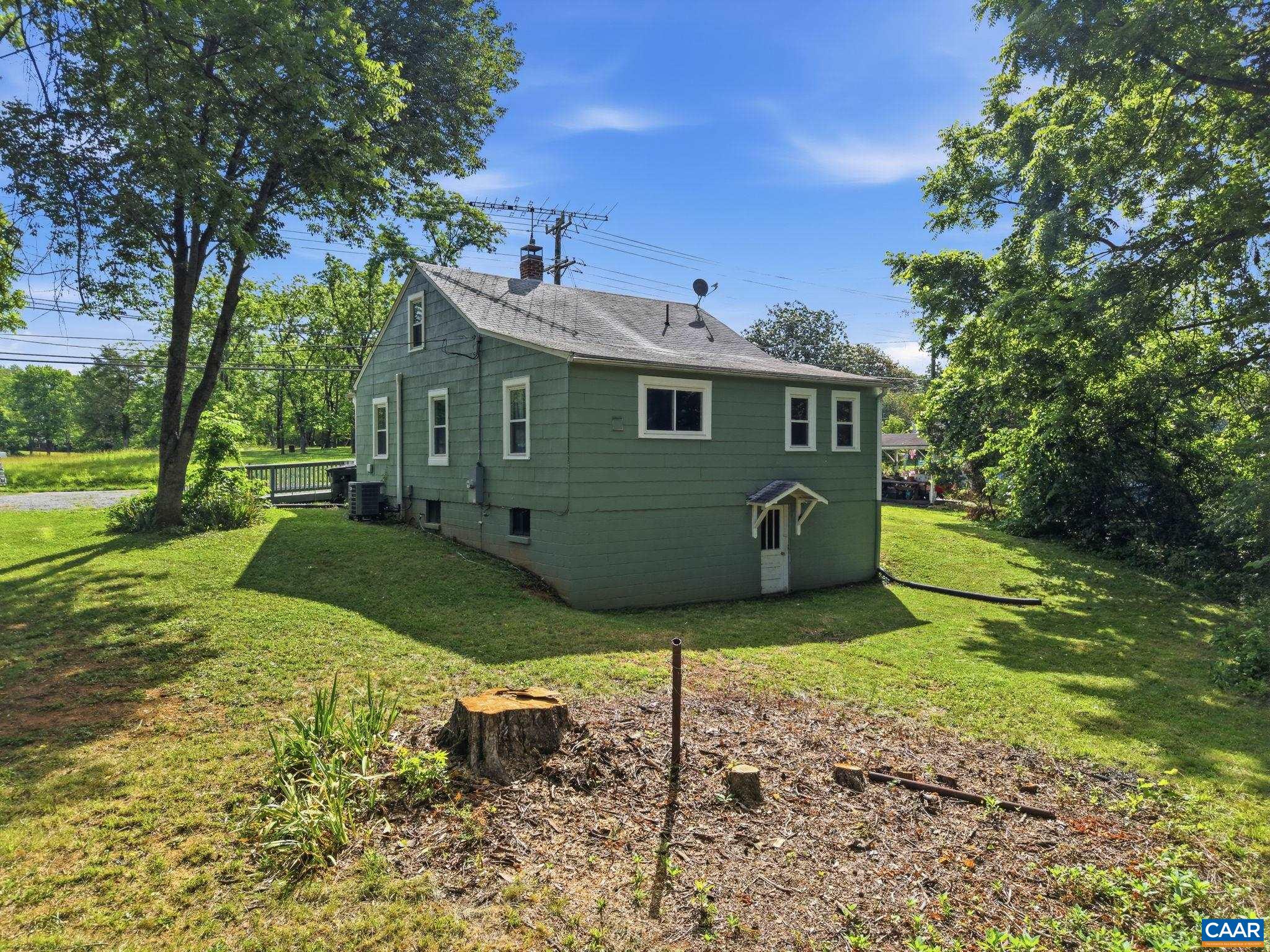 9034 SPOTSWOOD TRL, STANARDSVILLE, Virginia 22973, 2 Bedrooms Bedrooms, ,1 BathroomBathrooms,Residential,Cottage Charm,9034 SPOTSWOOD TRL,678579 MLS # 678579 9034 SPOTSWOOD TRL, STANARDSVILLE, Virginia 22973, 2 Bedrooms Bedrooms, ,1 BathroomBathrooms,Residential,Cottage Charm,9034 SPOTSWOOD TRL,678579 MLS # 678579