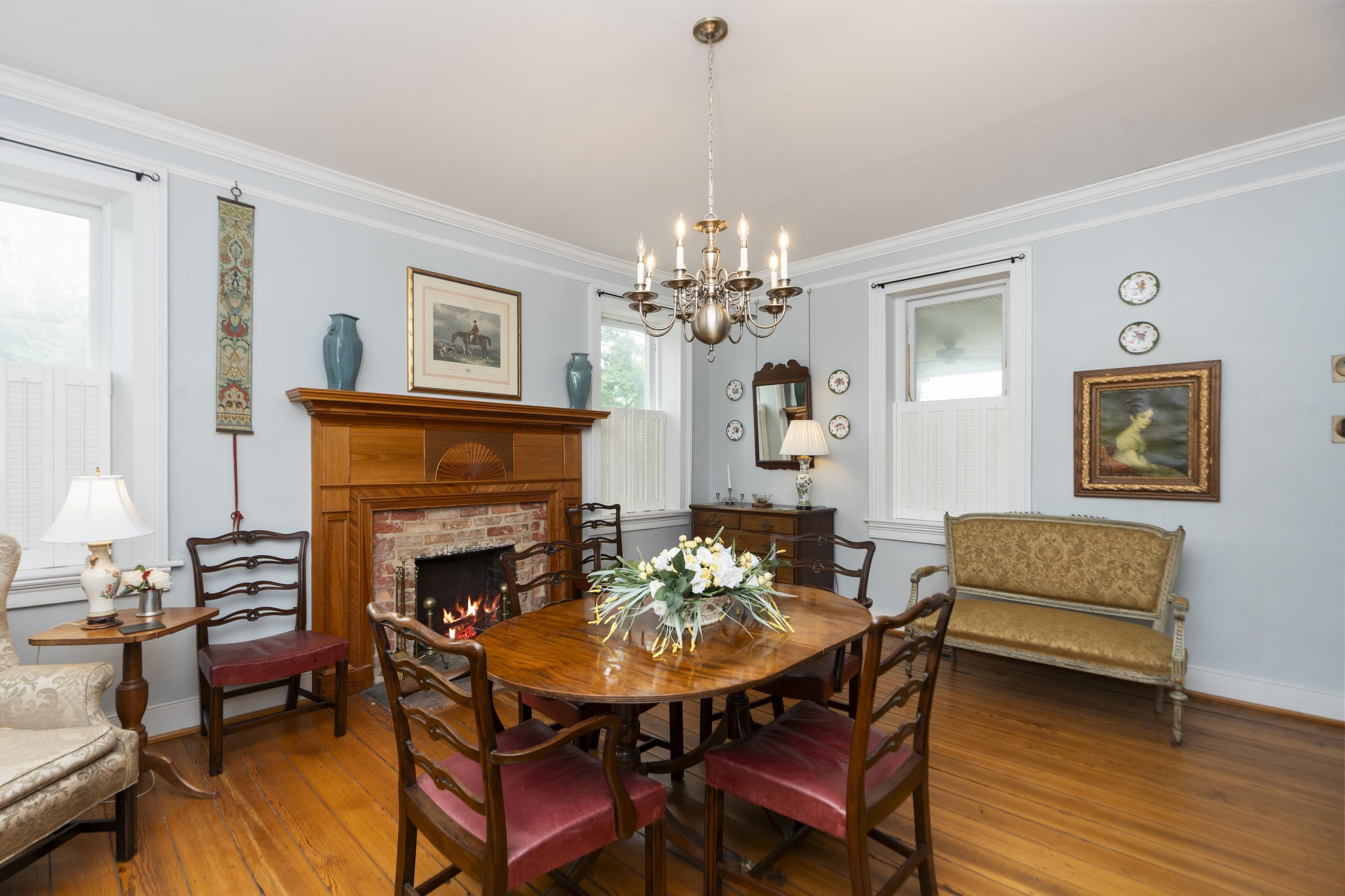 26 FAYETTE ST, STAUNTON, Virginia 24401, 2 Bedrooms Bedrooms, ,2 BathroomsBathrooms,Residential,26 FAYETTE ST,678580 MLS # 678580 26 FAYETTE ST, STAUNTON, Virginia 24401, 2 Bedrooms Bedrooms, ,2 BathroomsBathrooms,Residential,26 FAYETTE ST,678580 MLS # 678580