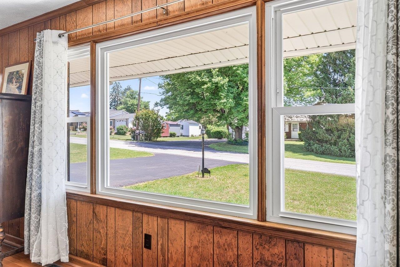 21 STUART AVE, STUARTS DRAFT, Virginia 24401, 3 Bedrooms Bedrooms, ,2 BathroomsBathrooms,Residential,21 STUART AVE,678581 MLS # 678581 21 STUART AVE, STUARTS DRAFT, Virginia 24401, 3 Bedrooms Bedrooms, ,2 BathroomsBathrooms,Residential,21 STUART AVE,678581 MLS # 678581