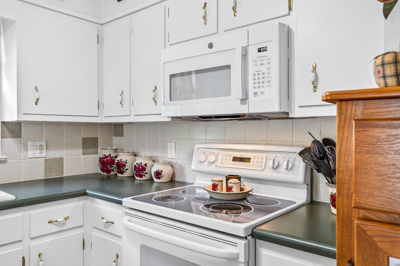 21 STUART AVE, STUARTS DRAFT, Virginia 24401, 3 Bedrooms Bedrooms, ,2 BathroomsBathrooms,Residential,21 STUART AVE,678581 MLS # 678581 21 STUART AVE, STUARTS DRAFT, Virginia 24401, 3 Bedrooms Bedrooms, ,2 BathroomsBathrooms,Residential,21 STUART AVE,678581 MLS # 678581