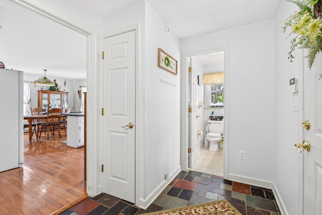 21 STUART AVE, STUARTS DRAFT, Virginia 24401, 3 Bedrooms Bedrooms, ,2 BathroomsBathrooms,Residential,21 STUART AVE,678581 MLS # 678581 21 STUART AVE, STUARTS DRAFT, Virginia 24401, 3 Bedrooms Bedrooms, ,2 BathroomsBathrooms,Residential,21 STUART AVE,678581 MLS # 678581