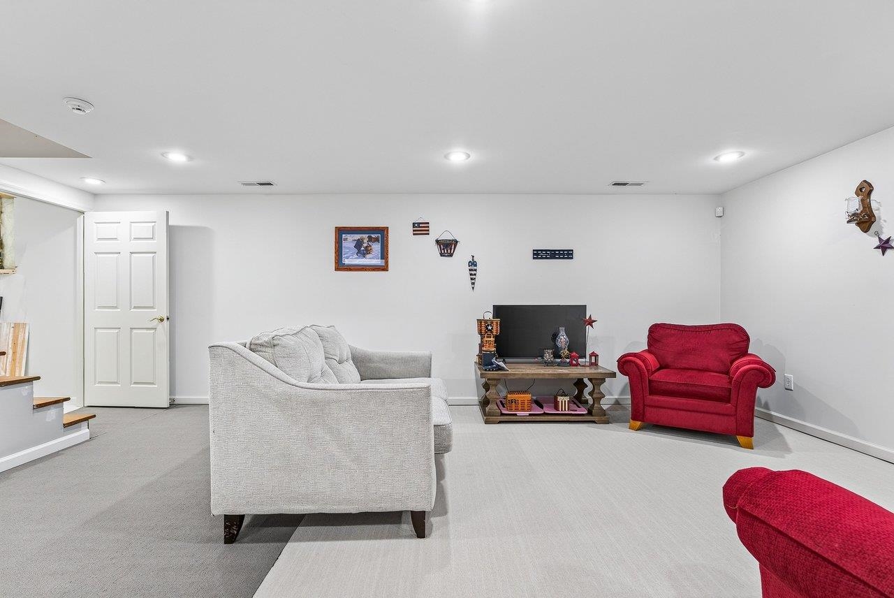 21 STUART AVE, STUARTS DRAFT, Virginia 24401, 3 Bedrooms Bedrooms, ,2 BathroomsBathrooms,Residential,21 STUART AVE,678581 MLS # 678581 21 STUART AVE, STUARTS DRAFT, Virginia 24401, 3 Bedrooms Bedrooms, ,2 BathroomsBathrooms,Residential,21 STUART AVE,678581 MLS # 678581