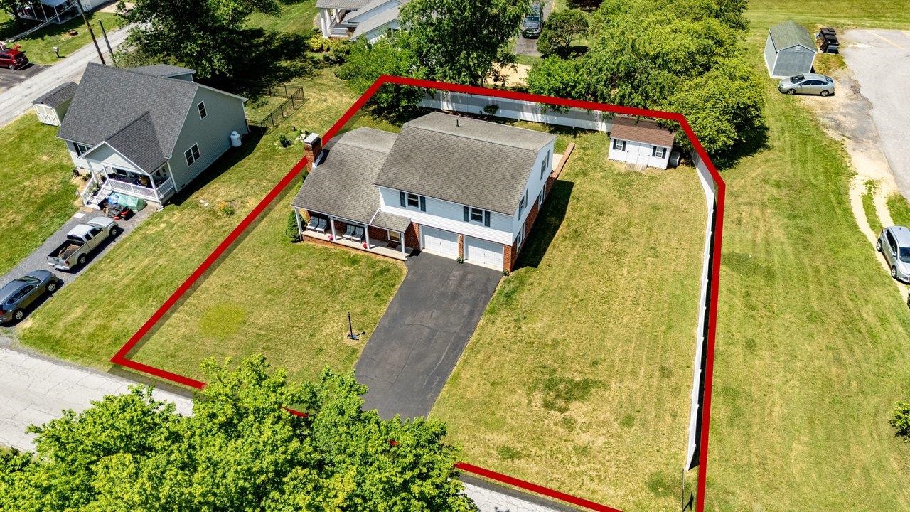 21 STUART AVE, STUARTS DRAFT, Virginia 24401, 3 Bedrooms Bedrooms, ,2 BathroomsBathrooms,Residential,21 STUART AVE,678581 MLS # 678581 21 STUART AVE, STUARTS DRAFT, Virginia 24401, 3 Bedrooms Bedrooms, ,2 BathroomsBathrooms,Residential,21 STUART AVE,678581 MLS # 678581