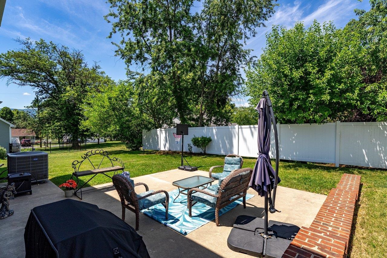 21 STUART AVE, STUARTS DRAFT, Virginia 24401, 3 Bedrooms Bedrooms, ,2 BathroomsBathrooms,Residential,21 STUART AVE,678581 MLS # 678581 21 STUART AVE, STUARTS DRAFT, Virginia 24401, 3 Bedrooms Bedrooms, ,2 BathroomsBathrooms,Residential,21 STUART AVE,678581 MLS # 678581