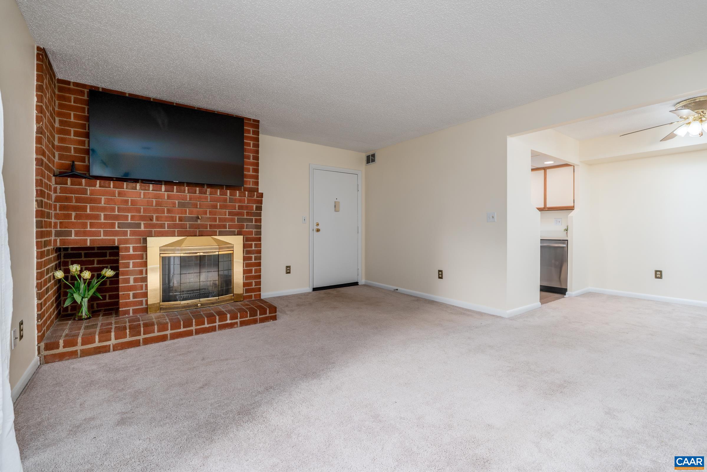 137 GREEN TURTLE LN, CHARLOTTESVILLE, Virginia 22901, 1 Bedroom Bedrooms, ,1 BathroomBathrooms,Residential,137 GREEN TURTLE LN,678588 MLS # 678588 137 GREEN TURTLE LN, CHARLOTTESVILLE, Virginia 22901, 1 Bedroom Bedrooms, ,1 BathroomBathrooms,Residential,137 GREEN TURTLE LN,678588 MLS # 678588