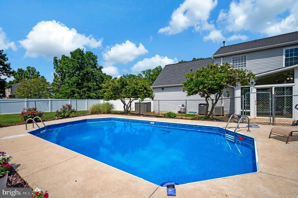 9804 ELM ST, FREDERICKSBURG, Virginia 22407, 4 Bedrooms Bedrooms, ,2 BathroomsBathrooms,Residential,9804 ELM ST,VASP2042336 MLS # VASP2042336 9804 ELM ST, FREDERICKSBURG, Virginia 22407, 4 Bedrooms Bedrooms, ,2 BathroomsBathrooms,Residential,9804 ELM ST,VASP2042336 MLS # VASP2042336