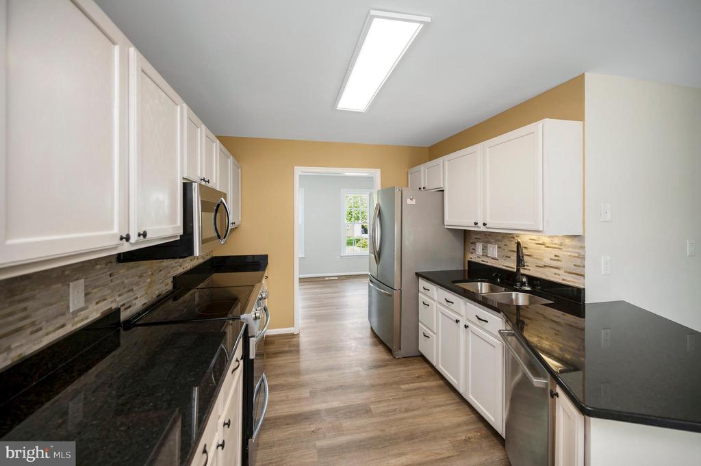 9804 ELM ST, FREDERICKSBURG, Virginia 22407, 4 Bedrooms Bedrooms, ,2 BathroomsBathrooms,Residential,9804 ELM ST,VASP2042336 MLS # VASP2042336 9804 ELM ST, FREDERICKSBURG, Virginia 22407, 4 Bedrooms Bedrooms, ,2 BathroomsBathrooms,Residential,9804 ELM ST,VASP2042336 MLS # VASP2042336