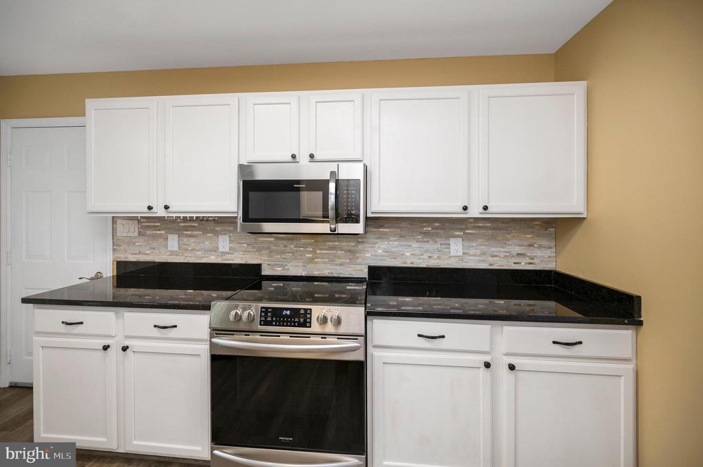 9804 ELM ST, FREDERICKSBURG, Virginia 22407, 4 Bedrooms Bedrooms, ,2 BathroomsBathrooms,Residential,9804 ELM ST,VASP2042336 MLS # VASP2042336 9804 ELM ST, FREDERICKSBURG, Virginia 22407, 4 Bedrooms Bedrooms, ,2 BathroomsBathrooms,Residential,9804 ELM ST,VASP2042336 MLS # VASP2042336