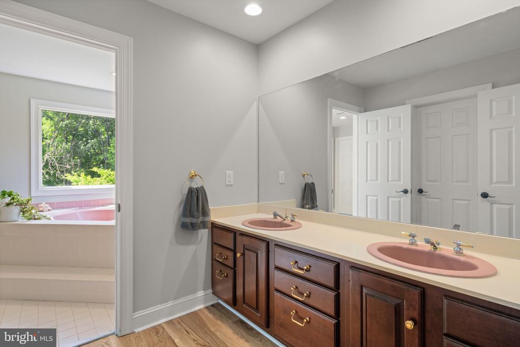 770 ZEUSWYN DR, CULPEPER, Virginia 22701, 5 Bedrooms Bedrooms, ,5 BathroomsBathrooms,Residential,770 ZEUSWYN DR,VACU2013990 MLS # VACU2013990 770 ZEUSWYN DR, CULPEPER, Virginia 22701, 5 Bedrooms Bedrooms, ,5 BathroomsBathrooms,Residential,770 ZEUSWYN DR,VACU2013990 MLS # VACU2013990