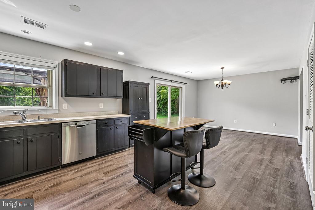 7436 PORCH RD, WARRENTON, Virginia 20187, 3 Bedrooms Bedrooms, ,2 BathroomsBathrooms,Residential,7436 PORCH RD,VAFQ2022468 MLS # VAFQ2022468 7436 PORCH RD, WARRENTON, Virginia 20187, 3 Bedrooms Bedrooms, ,2 BathroomsBathrooms,Residential,7436 PORCH RD,VAFQ2022468 MLS # VAFQ2022468