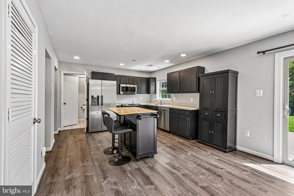 7436 PORCH RD, WARRENTON, Virginia 20187, 3 Bedrooms Bedrooms, ,2 BathroomsBathrooms,Residential,7436 PORCH RD,VAFQ2022468 MLS # VAFQ2022468 7436 PORCH RD, WARRENTON, Virginia 20187, 3 Bedrooms Bedrooms, ,2 BathroomsBathrooms,Residential,7436 PORCH RD,VAFQ2022468 MLS # VAFQ2022468