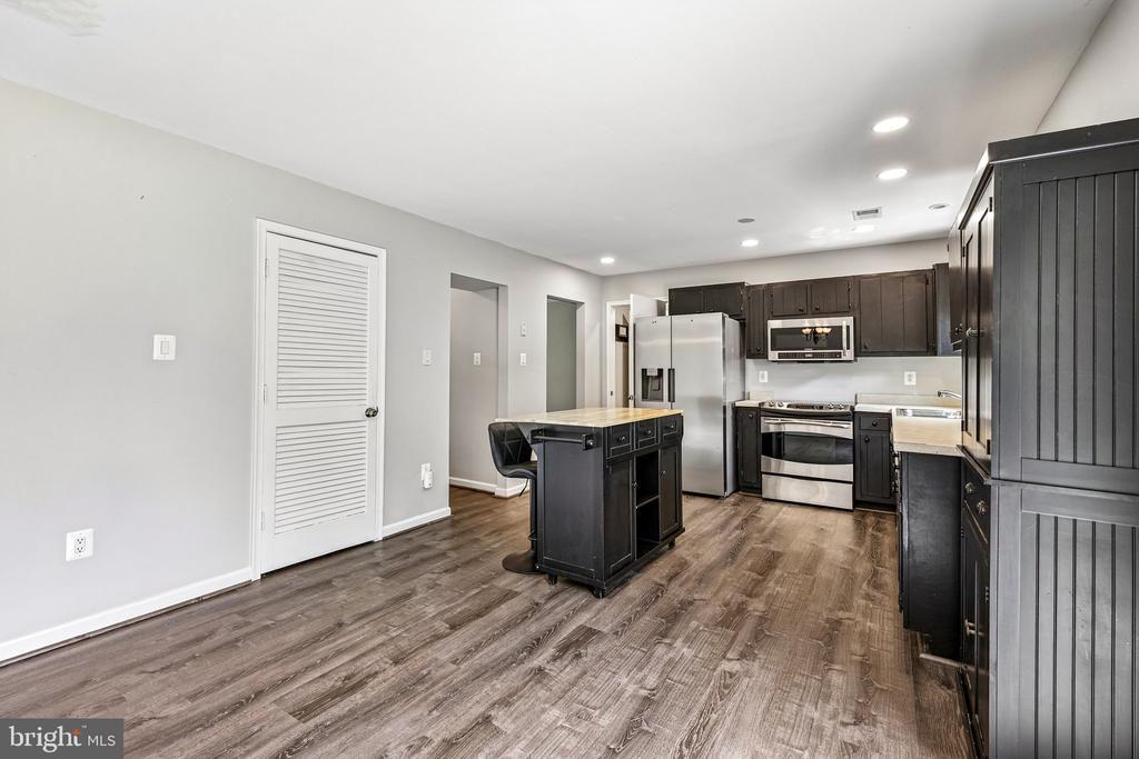 7436 PORCH RD, WARRENTON, Virginia 20187, 3 Bedrooms Bedrooms, ,2 BathroomsBathrooms,Residential,7436 PORCH RD,VAFQ2022468 MLS # VAFQ2022468 7436 PORCH RD, WARRENTON, Virginia 20187, 3 Bedrooms Bedrooms, ,2 BathroomsBathrooms,Residential,7436 PORCH RD,VAFQ2022468 MLS # VAFQ2022468