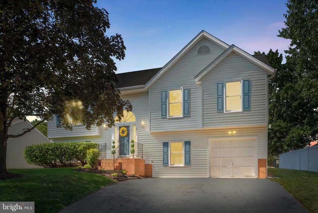 5085 TARA DR, FREDERICKSBURG, Virginia 22407, 4 Bedrooms Bedrooms, ,3 BathroomsBathrooms,Residential,5085 TARA DR,VASP2042944 MLS # VASP2042944