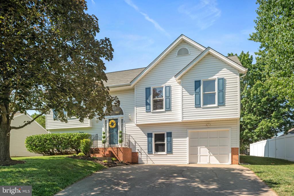 5085 TARA DR, FREDERICKSBURG, Virginia 22407, 4 Bedrooms Bedrooms, ,3 BathroomsBathrooms,Residential,5085 TARA DR,VASP2042944 MLS # VASP2042944 5085 TARA DR, FREDERICKSBURG, Virginia 22407, 4 Bedrooms Bedrooms, ,3 BathroomsBathrooms,Residential,5085 TARA DR,VASP2042944 MLS # VASP2042944