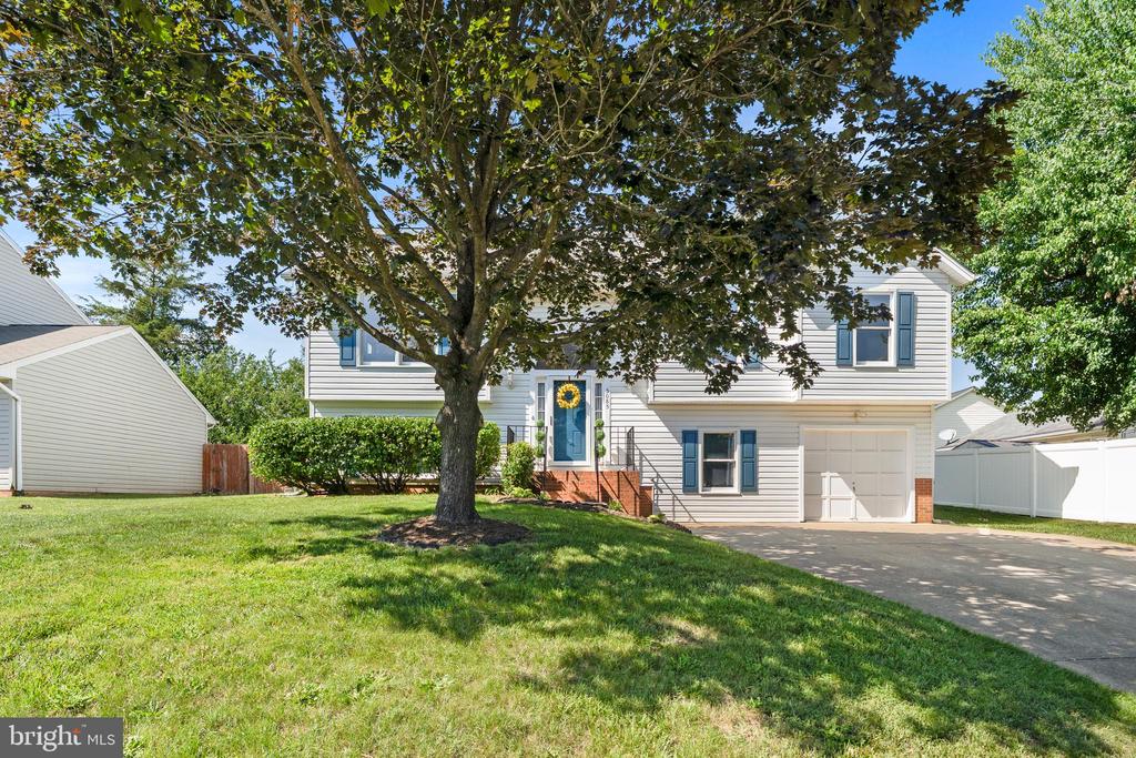 5085 TARA DR, FREDERICKSBURG, Virginia 22407, 4 Bedrooms Bedrooms, ,3 BathroomsBathrooms,Residential,5085 TARA DR,VASP2042944 MLS # VASP2042944 5085 TARA DR, FREDERICKSBURG, Virginia 22407, 4 Bedrooms Bedrooms, ,3 BathroomsBathrooms,Residential,5085 TARA DR,VASP2042944 MLS # VASP2042944