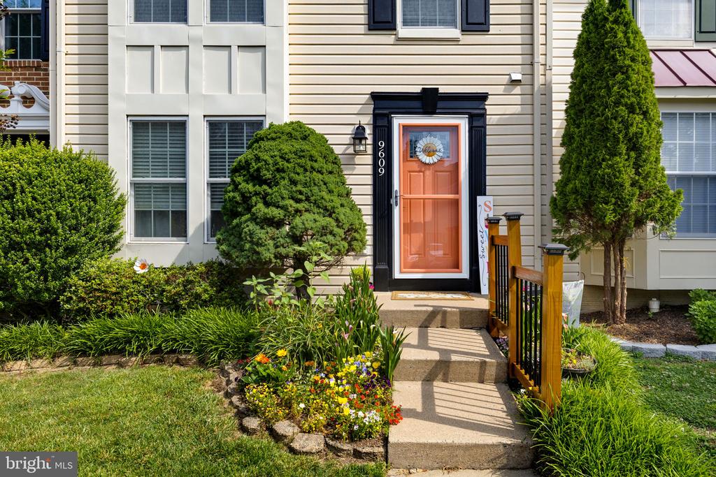 9609 BECKER CT, FREDERICKSBURG, Virginia 22408, 3 Bedrooms Bedrooms, ,2 BathroomsBathrooms,Residential,DOMINION FOREST,9609 BECKER CT,VASP2043002 MLS # VASP2043002