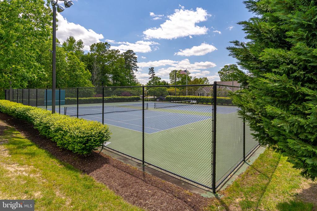 9609 BECKER CT, FREDERICKSBURG, Virginia 22408, 3 Bedrooms Bedrooms, ,2 BathroomsBathrooms,Residential,DOMINION FOREST,9609 BECKER CT,VASP2043002 MLS # VASP2043002