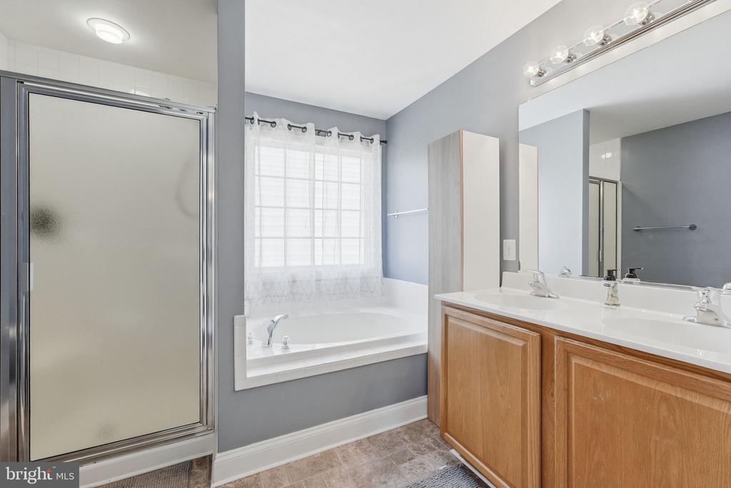 903 VIRGINIA AVE, CULPEPER, Virginia 22701, 4 Bedrooms Bedrooms, ,3 BathroomsBathrooms,Residential,903 VIRGINIA AVE,VACU2014092 MLS # VACU2014092 903 VIRGINIA AVE, CULPEPER, Virginia 22701, 4 Bedrooms Bedrooms, ,3 BathroomsBathrooms,Residential,903 VIRGINIA AVE,VACU2014092 MLS # VACU2014092