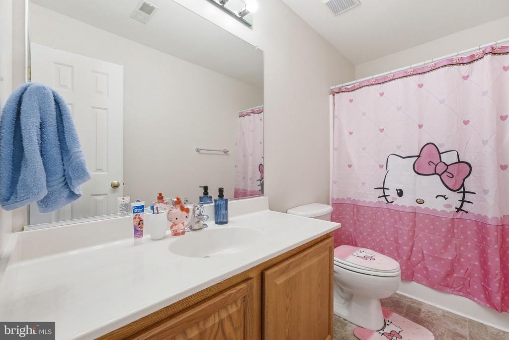 903 VIRGINIA AVE, CULPEPER, Virginia 22701, 4 Bedrooms Bedrooms, ,3 BathroomsBathrooms,Residential,903 VIRGINIA AVE,VACU2014092 MLS # VACU2014092 903 VIRGINIA AVE, CULPEPER, Virginia 22701, 4 Bedrooms Bedrooms, ,3 BathroomsBathrooms,Residential,903 VIRGINIA AVE,VACU2014092 MLS # VACU2014092