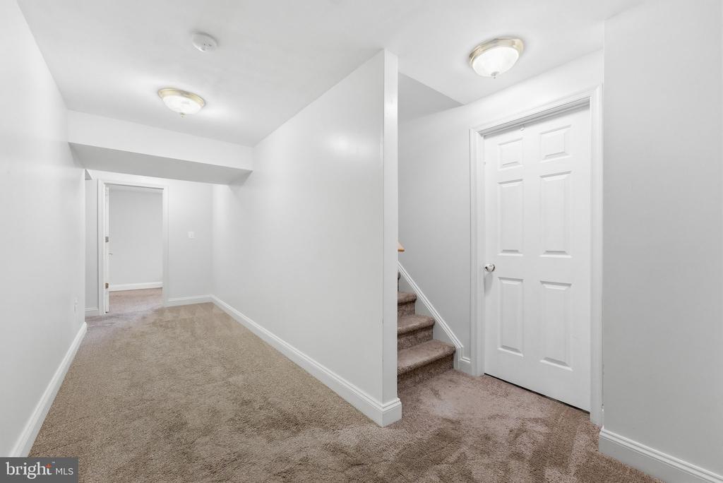 903 VIRGINIA AVE, CULPEPER, Virginia 22701, 4 Bedrooms Bedrooms, ,3 BathroomsBathrooms,Residential,903 VIRGINIA AVE,VACU2014092 MLS # VACU2014092 903 VIRGINIA AVE, CULPEPER, Virginia 22701, 4 Bedrooms Bedrooms, ,3 BathroomsBathrooms,Residential,903 VIRGINIA AVE,VACU2014092 MLS # VACU2014092