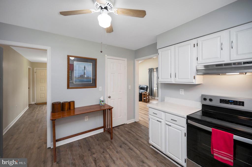 115 PARLIAMENT ST, LOCUST GROVE, Virginia 22508, 3 Bedrooms Bedrooms, ,2 BathroomsBathrooms,Residential,115 PARLIAMENT ST,VAOR2014426 MLS # VAOR2014426