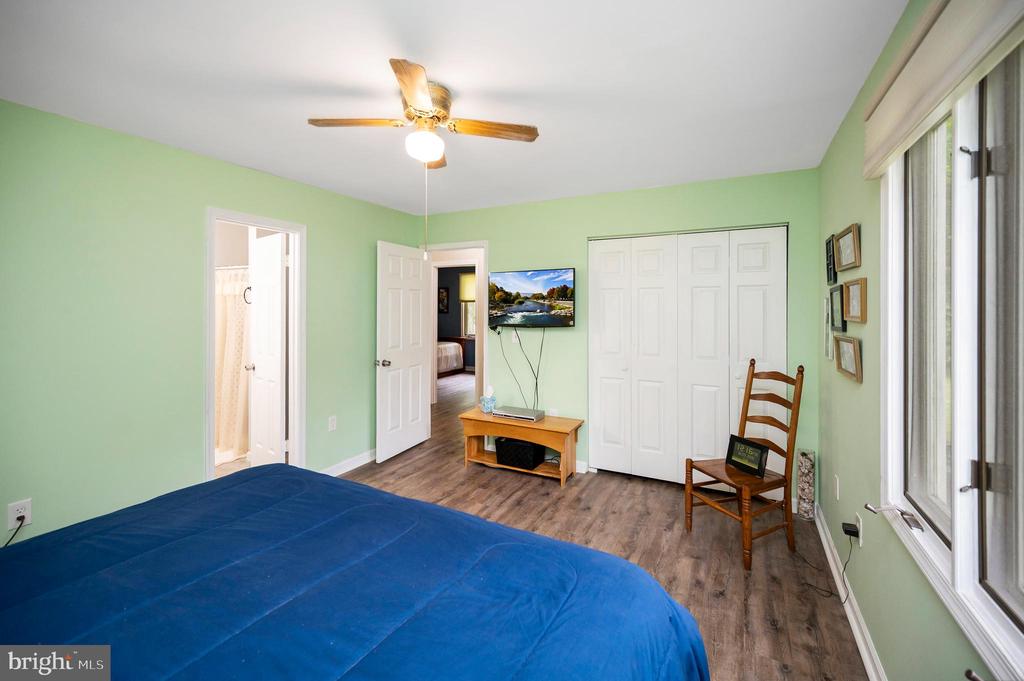 115 PARLIAMENT ST, LOCUST GROVE, Virginia 22508, 3 Bedrooms Bedrooms, ,2 BathroomsBathrooms,Residential,115 PARLIAMENT ST,VAOR2014426 MLS # VAOR2014426