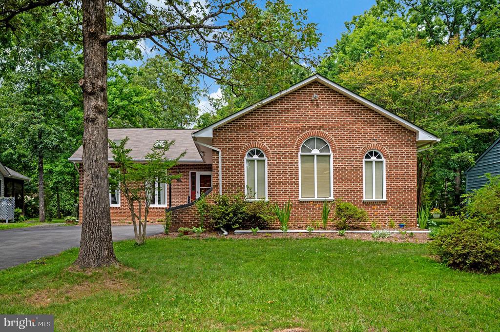 115 PARLIAMENT ST, LOCUST GROVE, Virginia 22508, 3 Bedrooms Bedrooms, ,2 BathroomsBathrooms,Residential,115 PARLIAMENT ST,VAOR2014426 MLS # VAOR2014426