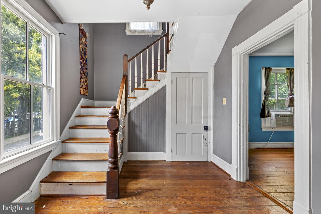 25 N 6TH ST, WARRENTON, Virginia 20186, 3 Bedrooms Bedrooms, ,3 BathroomsBathrooms,Residential,25 N 6TH ST,VAFQ2022644 MLS # VAFQ2022644 25 N 6TH ST, WARRENTON, Virginia 20186, 3 Bedrooms Bedrooms, ,3 BathroomsBathrooms,Residential,25 N 6TH ST,VAFQ2022644 MLS # VAFQ2022644
