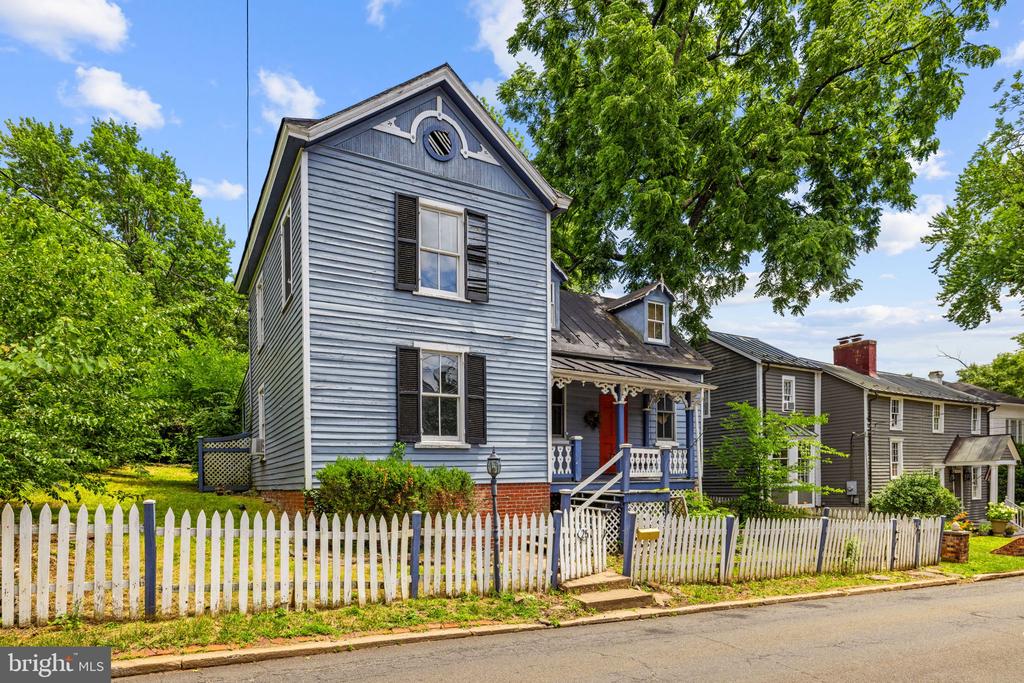 25 N 6TH ST, WARRENTON, Virginia 20186, 3 Bedrooms Bedrooms, ,3 BathroomsBathrooms,Residential,25 N 6TH ST,VAFQ2022644 MLS # VAFQ2022644 25 N 6TH ST, WARRENTON, Virginia 20186, 3 Bedrooms Bedrooms, ,3 BathroomsBathrooms,Residential,25 N 6TH ST,VAFQ2022644 MLS # VAFQ2022644