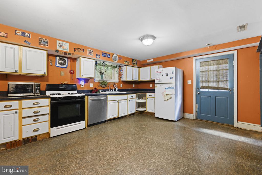 25 N 6TH ST, WARRENTON, Virginia 20186, 3 Bedrooms Bedrooms, ,3 BathroomsBathrooms,Residential,25 N 6TH ST,VAFQ2022644 MLS # VAFQ2022644 25 N 6TH ST, WARRENTON, Virginia 20186, 3 Bedrooms Bedrooms, ,3 BathroomsBathrooms,Residential,25 N 6TH ST,VAFQ2022644 MLS # VAFQ2022644