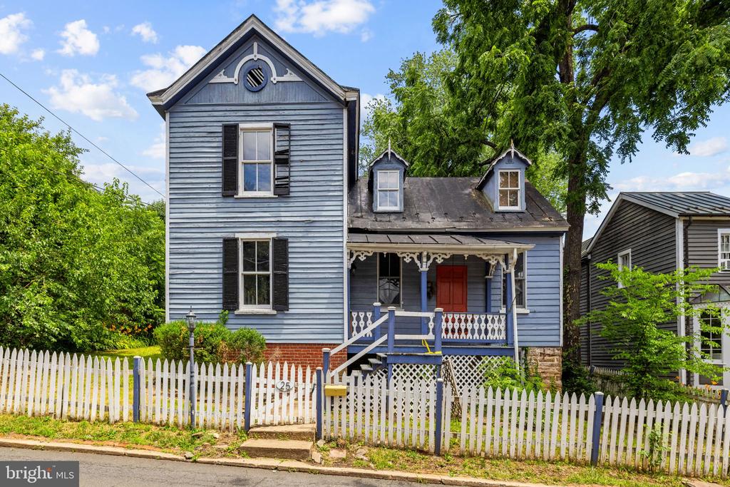 25 N 6TH ST, WARRENTON, Virginia 20186, 3 Bedrooms Bedrooms, ,3 BathroomsBathrooms,Residential,25 N 6TH ST,VAFQ2022644 MLS # VAFQ2022644 25 N 6TH ST, WARRENTON, Virginia 20186, 3 Bedrooms Bedrooms, ,3 BathroomsBathrooms,Residential,25 N 6TH ST,VAFQ2022644 MLS # VAFQ2022644
