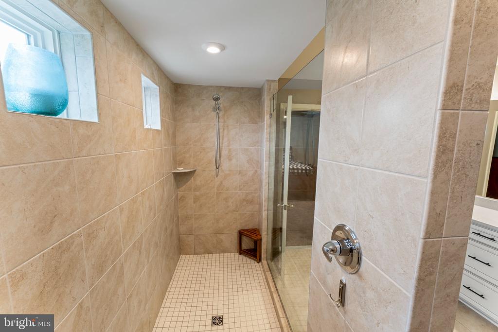 7810 BEXLEY LN, SPOTSYLVANIA, Virginia 22551, 5 Bedrooms Bedrooms, ,3 BathroomsBathrooms,Residential,7810 BEXLEY LN,VASP2043062 MLS # VASP2043062 7810 BEXLEY LN, SPOTSYLVANIA, Virginia 22551, 5 Bedrooms Bedrooms, ,3 BathroomsBathrooms,Residential,7810 BEXLEY LN,VASP2043062 MLS # VASP2043062