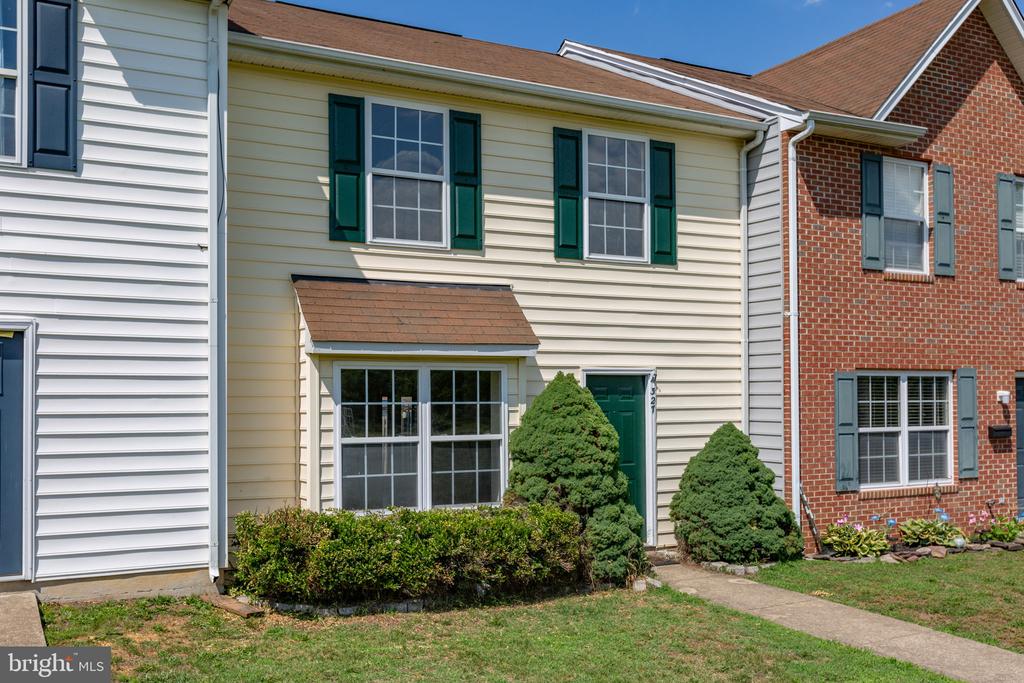 327 ELLERY CT, FREDERICKSBURG, Virginia 22408, 3 Bedrooms Bedrooms, ,2 BathroomsBathrooms,Residential,327 ELLERY CT,VASP2043060 MLS # VASP2043060 327 ELLERY CT, FREDERICKSBURG, Virginia 22408, 3 Bedrooms Bedrooms, ,2 BathroomsBathrooms,Residential,327 ELLERY CT,VASP2043060 MLS # VASP2043060