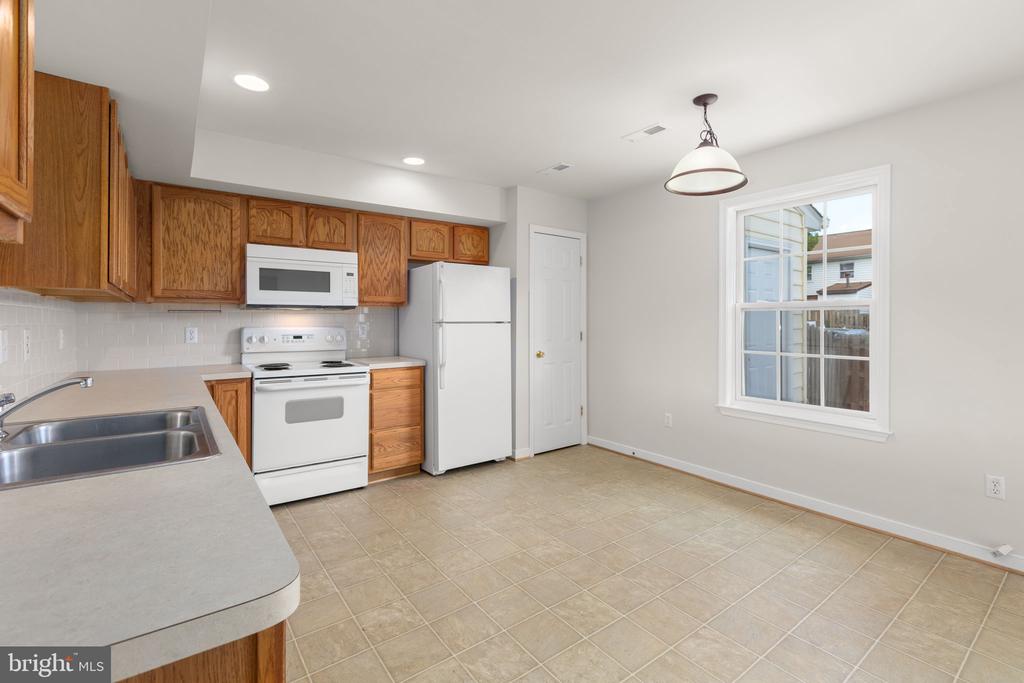 327 ELLERY CT, FREDERICKSBURG, Virginia 22408, 3 Bedrooms Bedrooms, ,2 BathroomsBathrooms,Residential,327 ELLERY CT,VASP2043060 MLS # VASP2043060 327 ELLERY CT, FREDERICKSBURG, Virginia 22408, 3 Bedrooms Bedrooms, ,2 BathroomsBathrooms,Residential,327 ELLERY CT,VASP2043060 MLS # VASP2043060