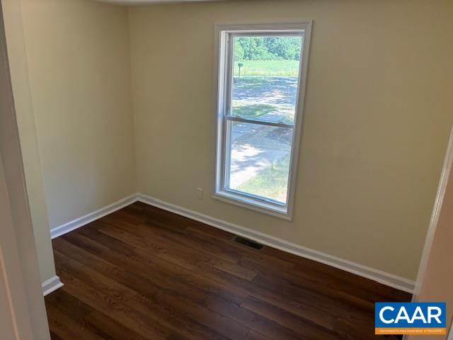 420 ROLLING PATH RD, LOUISA, Virginia 23093, 3 Bedrooms Bedrooms, ,1 BathroomBathrooms,Residential,420 ROLLING PATH RD,678597 MLS # 678597 420 ROLLING PATH RD, LOUISA, Virginia 23093, 3 Bedrooms Bedrooms, ,1 BathroomBathrooms,Residential,420 ROLLING PATH RD,678597 MLS # 678597