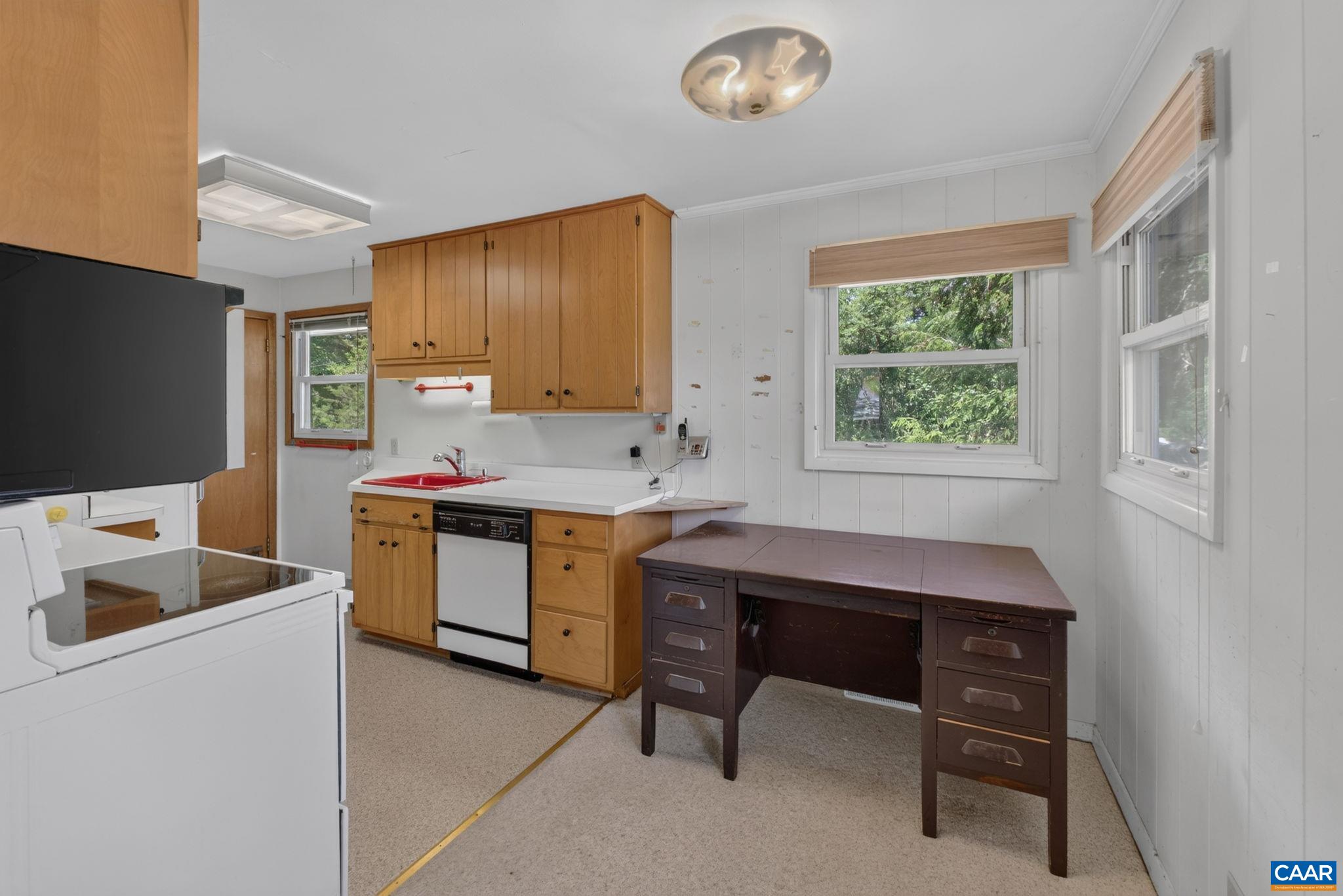 117 BUCKINGHAM CIR, CHARLOTTESVILLE, Virginia 22903, 3 Bedrooms Bedrooms, ,1 BathroomBathrooms,Residential,117 BUCKINGHAM CIR,678598 MLS # 678598 117 BUCKINGHAM CIR, CHARLOTTESVILLE, Virginia 22903, 3 Bedrooms Bedrooms, ,1 BathroomBathrooms,Residential,117 BUCKINGHAM CIR,678598 MLS # 678598