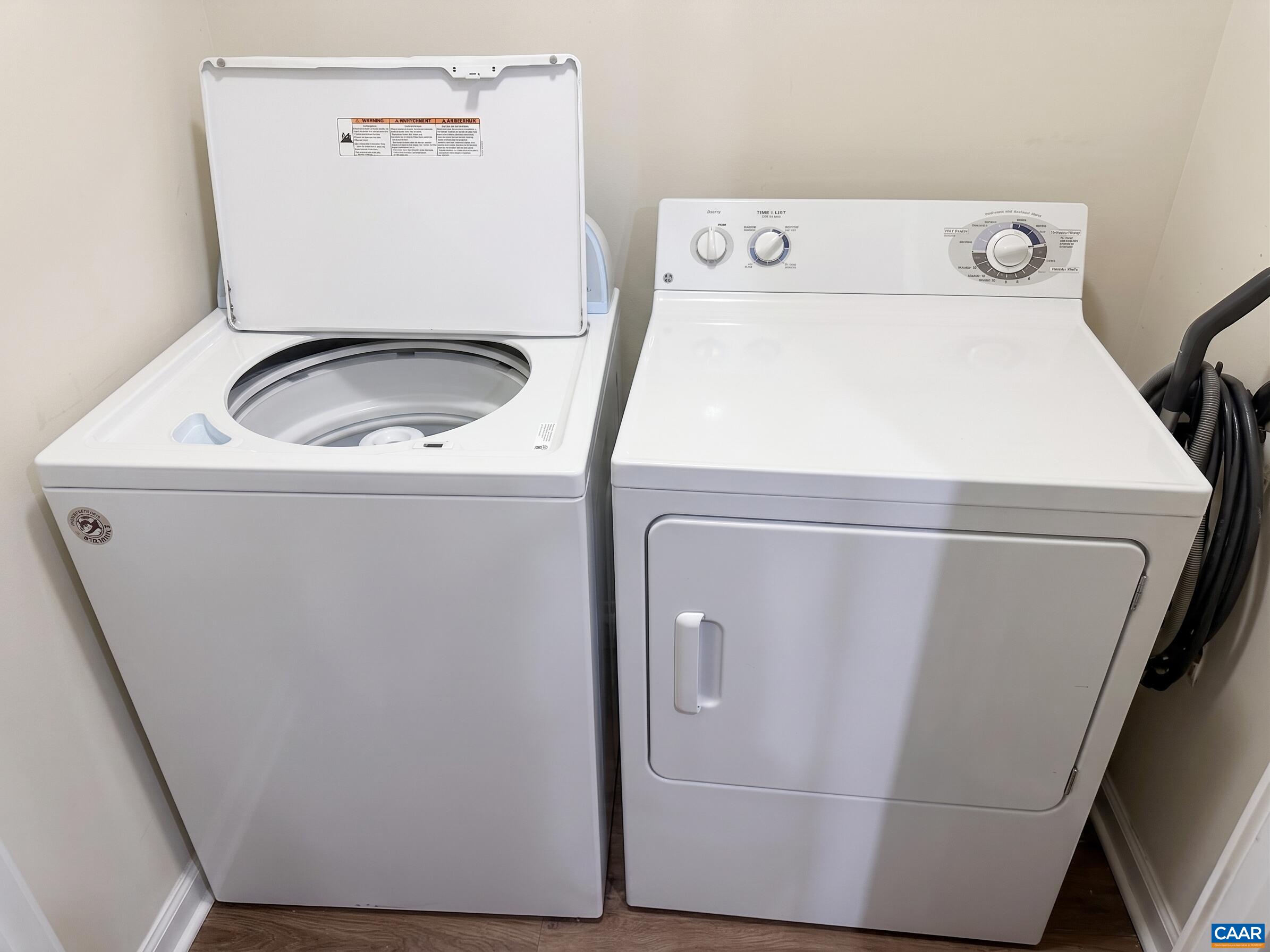 190 YELLOWSTONE DR, CHARLOTTESVILLE, Virginia 22903, 2 Bedrooms Bedrooms, ,2 BathroomsBathrooms,Residential,190 YELLOWSTONE DR,678602 MLS # 678602 190 YELLOWSTONE DR, CHARLOTTESVILLE, Virginia 22903, 2 Bedrooms Bedrooms, ,2 BathroomsBathrooms,Residential,190 YELLOWSTONE DR,678602 MLS # 678602