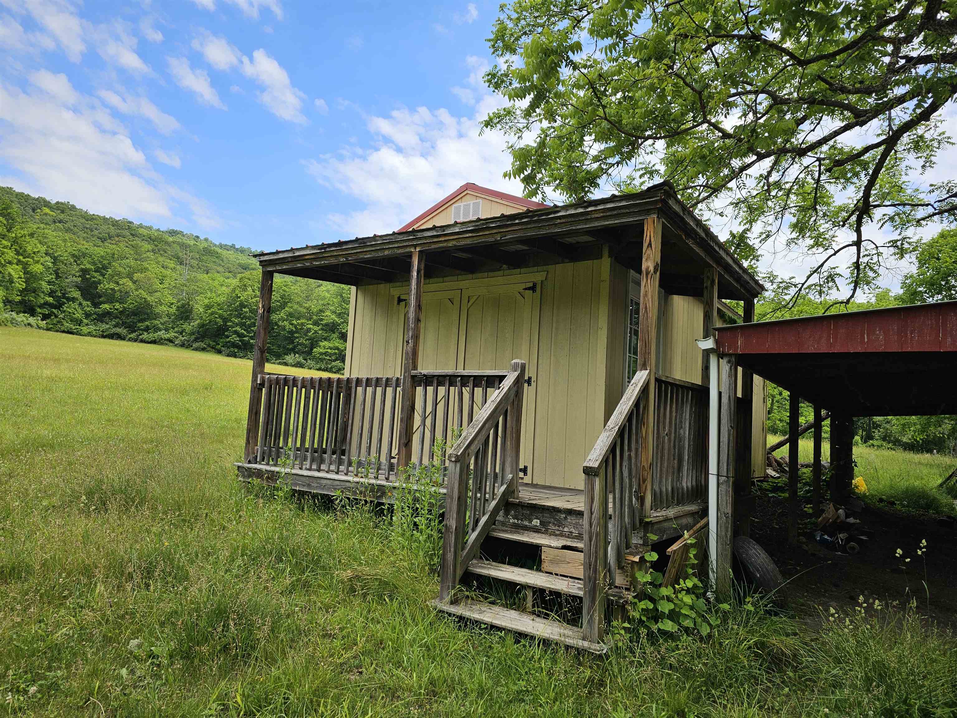 2105 COLES MOUNTAIN RD, HOT SPRINGS, Virginia 24445, 1 Bedroom Bedrooms, ,1 BathroomBathrooms,Residential,Coles Mountain Retreat,2105 COLES MOUNTAIN RD,678606 MLS # 678606