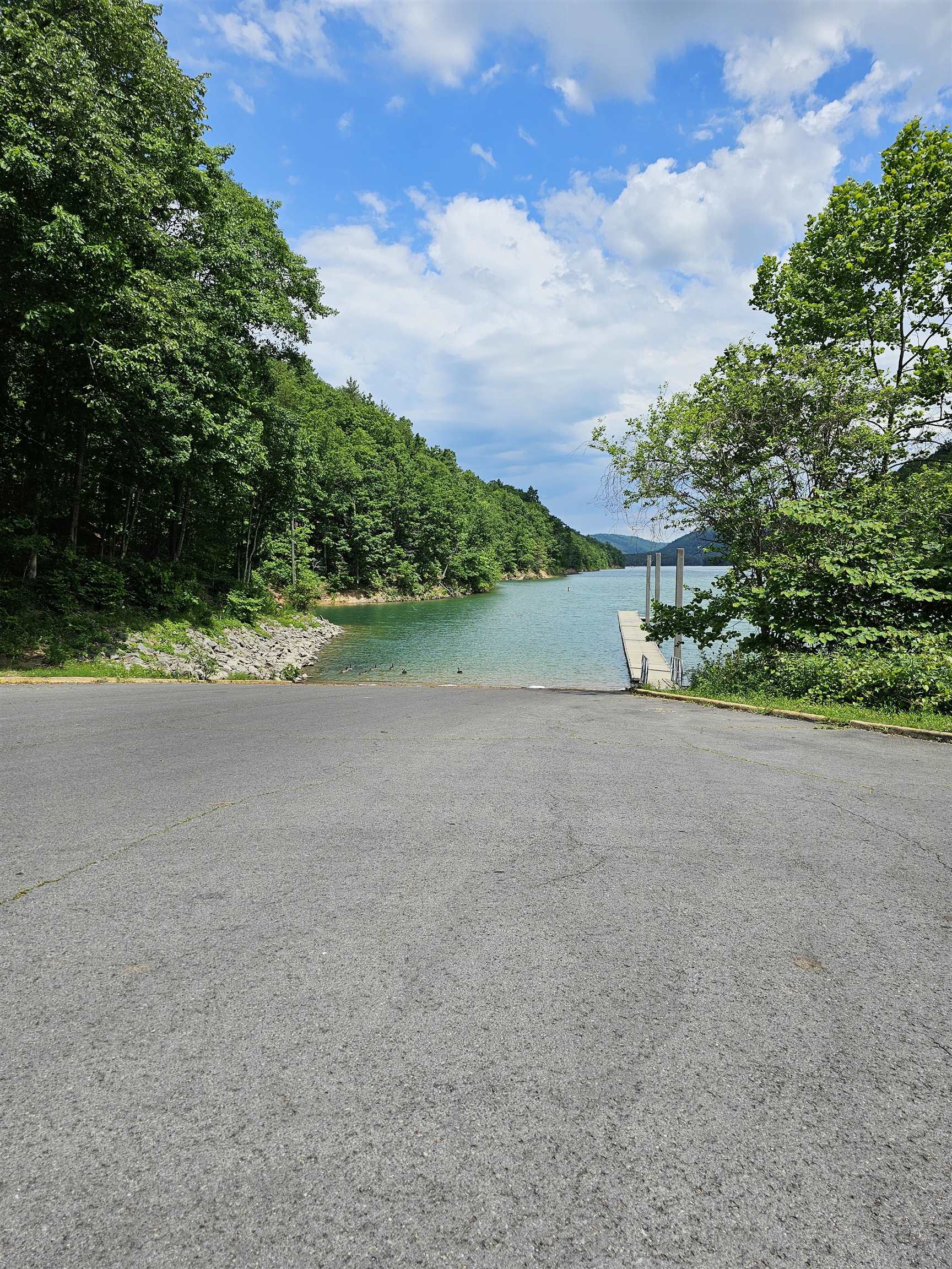 2105 COLES MOUNTAIN RD, HOT SPRINGS, Virginia 24445, 1 Bedroom Bedrooms, ,1 BathroomBathrooms,Residential,Coles Mountain Retreat,2105 COLES MOUNTAIN RD,678606 MLS # 678606