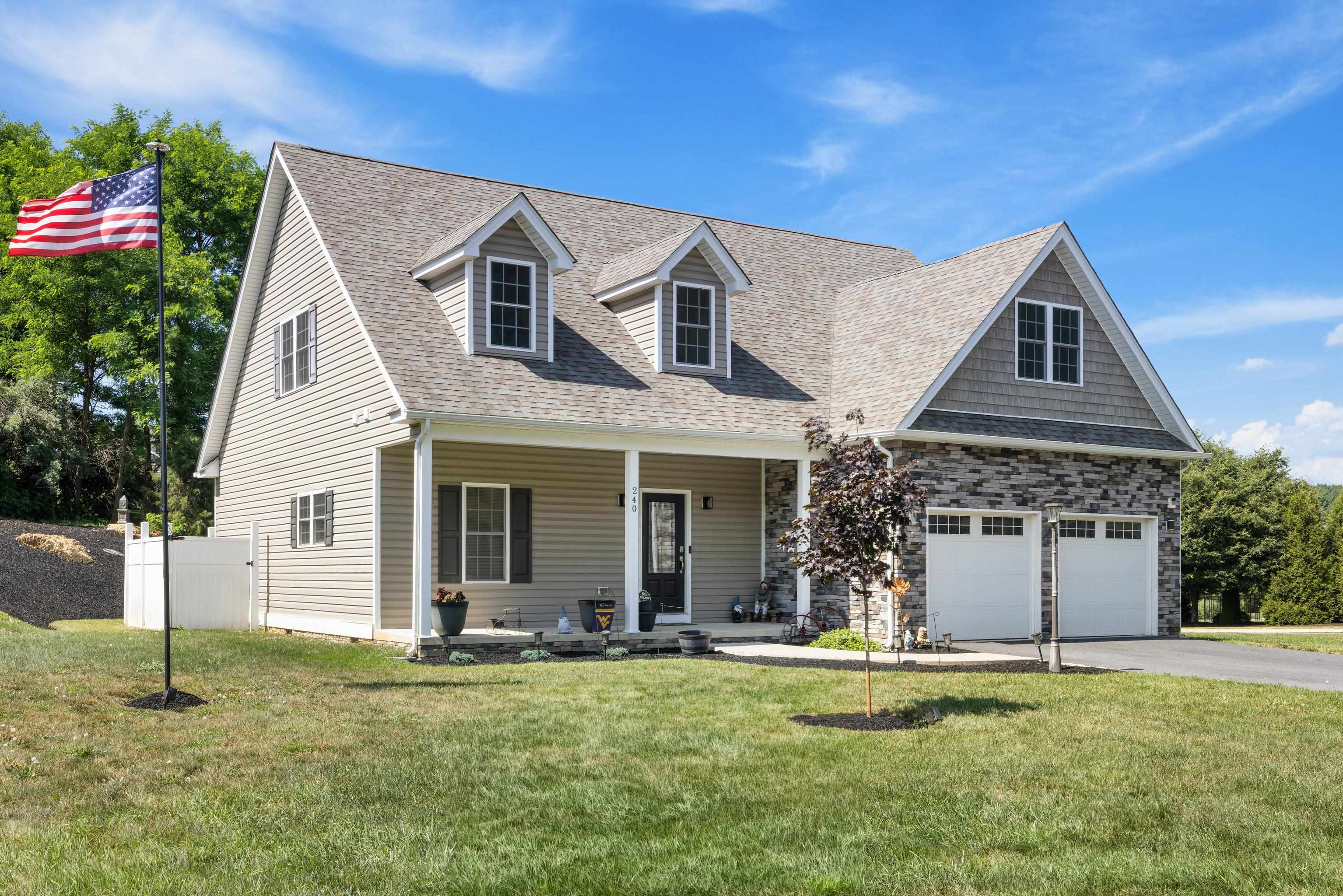 240 CLAYBROOK DR, WAYNESBORO, Virginia 22980, 3 Bedrooms Bedrooms, ,2 BathroomsBathrooms,Residential,240 CLAYBROOK DR,678607 MLS # 678607 240 CLAYBROOK DR, WAYNESBORO, Virginia 22980, 3 Bedrooms Bedrooms, ,2 BathroomsBathrooms,Residential,240 CLAYBROOK DR,678607 MLS # 678607