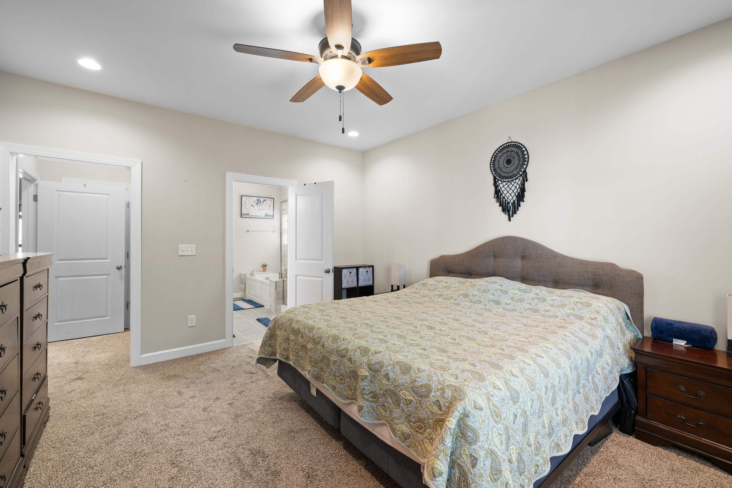 240 CLAYBROOK DR, WAYNESBORO, Virginia 22980, 3 Bedrooms Bedrooms, ,2 BathroomsBathrooms,Residential,240 CLAYBROOK DR,678607 MLS # 678607 240 CLAYBROOK DR, WAYNESBORO, Virginia 22980, 3 Bedrooms Bedrooms, ,2 BathroomsBathrooms,Residential,240 CLAYBROOK DR,678607 MLS # 678607