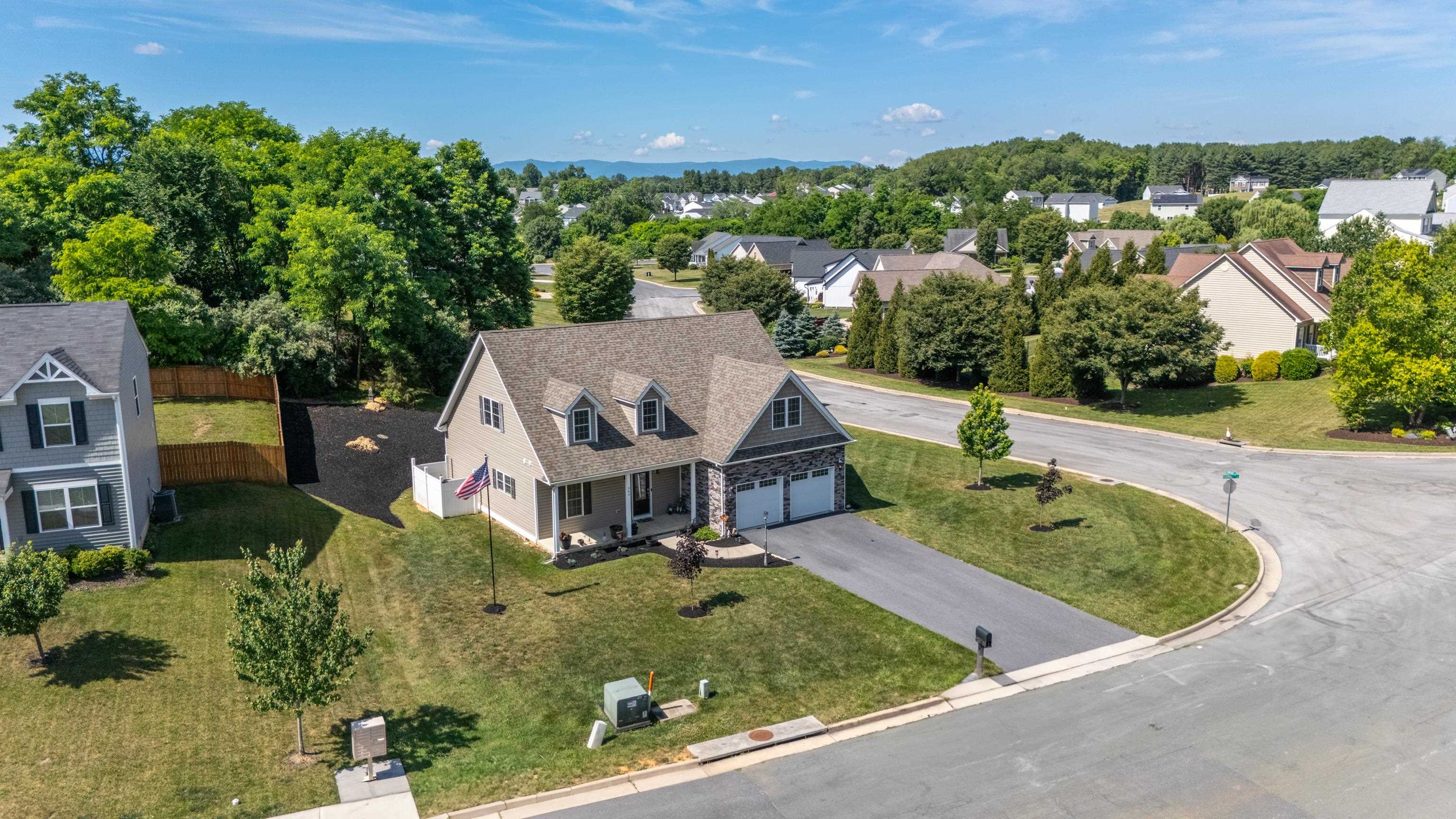 240 CLAYBROOK DR, WAYNESBORO, Virginia 22980, 3 Bedrooms Bedrooms, ,2 BathroomsBathrooms,Residential,240 CLAYBROOK DR,678607 MLS # 678607 240 CLAYBROOK DR, WAYNESBORO, Virginia 22980, 3 Bedrooms Bedrooms, ,2 BathroomsBathrooms,Residential,240 CLAYBROOK DR,678607 MLS # 678607