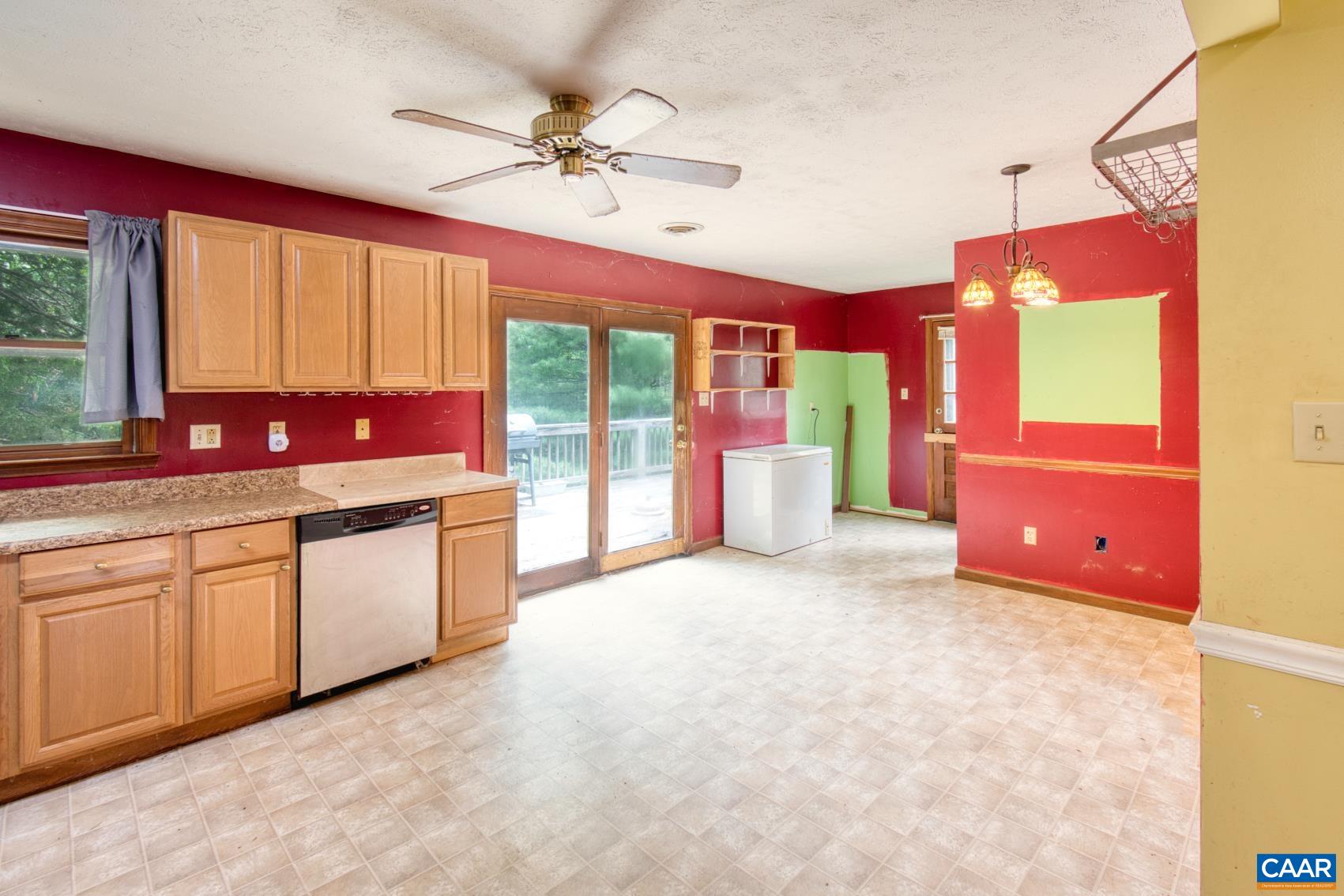 748 SNOW MOUNTAIN RD, STANARDSVILLE, Virginia 22973, 3 Bedrooms Bedrooms, ,2 BathroomsBathrooms,Residential,748 SNOW MOUNTAIN RD,678612 MLS # 678612 748 SNOW MOUNTAIN RD, STANARDSVILLE, Virginia 22973, 3 Bedrooms Bedrooms, ,2 BathroomsBathrooms,Residential,748 SNOW MOUNTAIN RD,678612 MLS # 678612