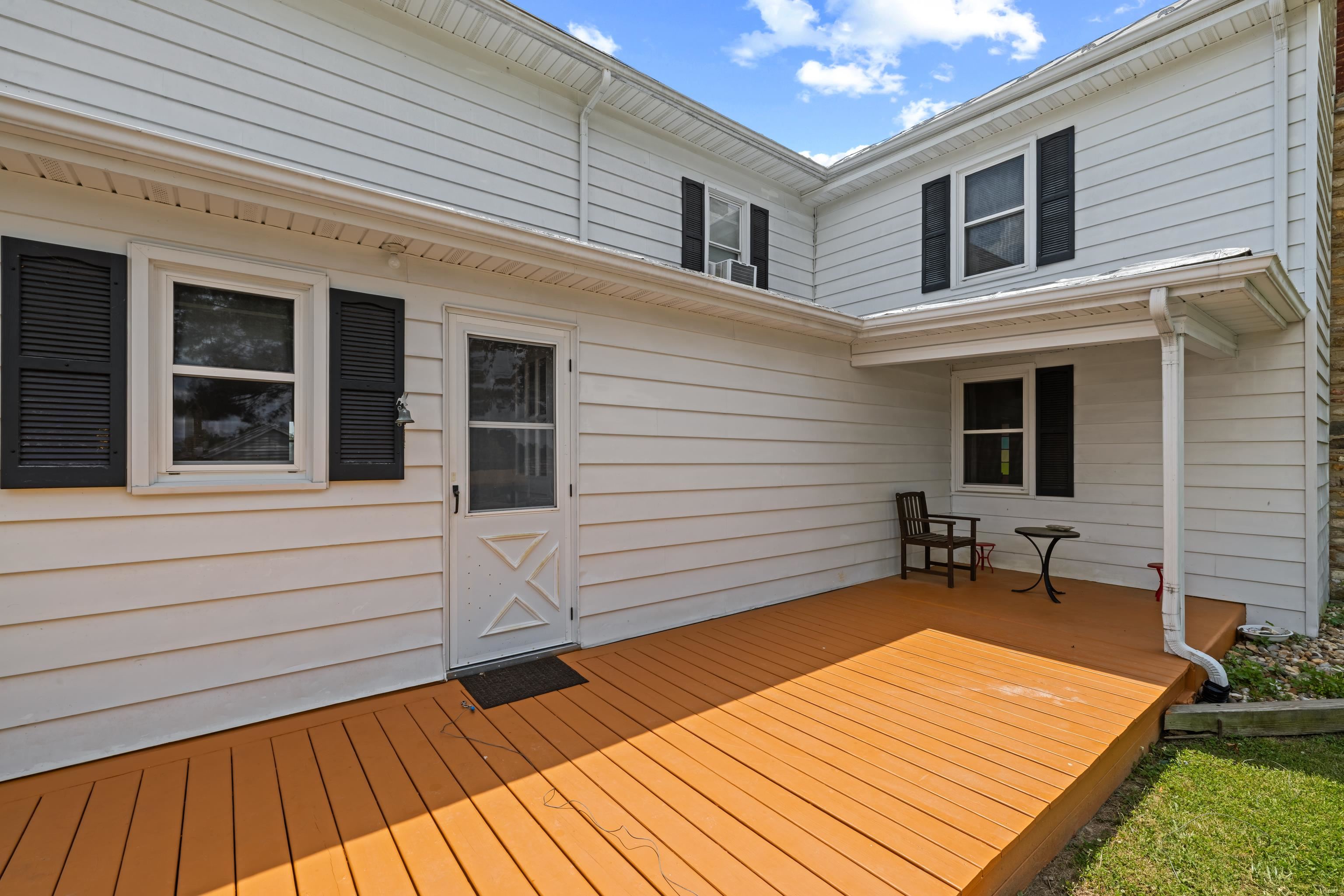 139 TETER RD, GROTTOES, Virginia 24441, 4 Bedrooms Bedrooms, ,1 BathroomBathrooms,Residential,139 TETER RD,678614 MLS # 678614