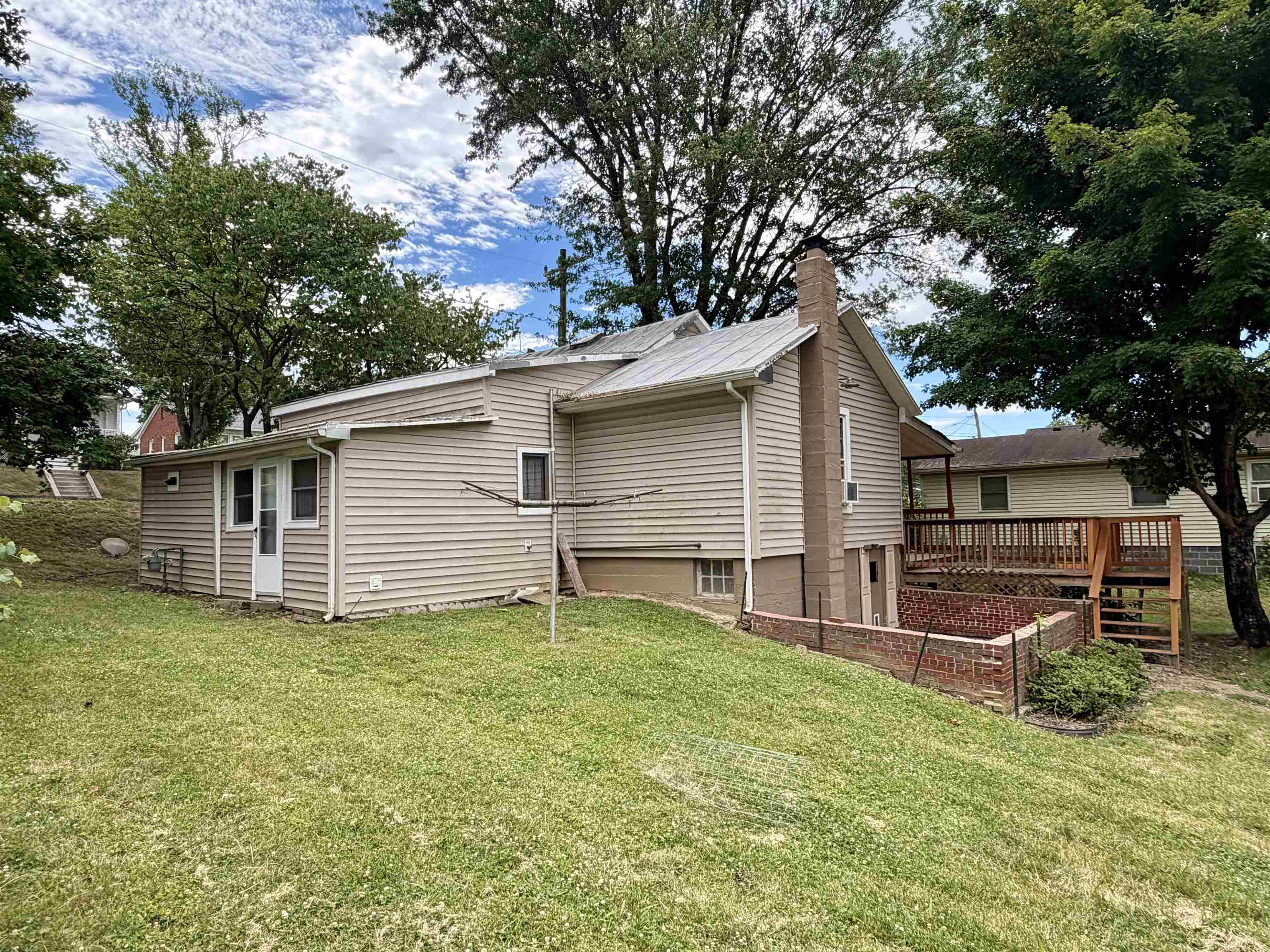 749 FLORENCE AVE, WAYNESBORO, Virginia 22980, 3 Bedrooms Bedrooms, ,1 BathroomBathrooms,Residential,749 FLORENCE AVE,678620 MLS # 678620 749 FLORENCE AVE, WAYNESBORO, Virginia 22980, 3 Bedrooms Bedrooms, ,1 BathroomBathrooms,Residential,749 FLORENCE AVE,678620 MLS # 678620