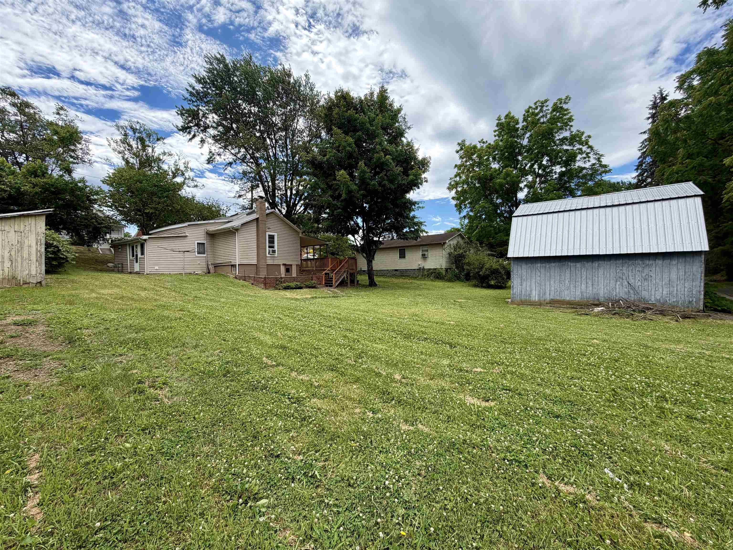749 FLORENCE AVE, WAYNESBORO, Virginia 22980, 3 Bedrooms Bedrooms, ,1 BathroomBathrooms,Residential,749 FLORENCE AVE,678620 MLS # 678620 749 FLORENCE AVE, WAYNESBORO, Virginia 22980, 3 Bedrooms Bedrooms, ,1 BathroomBathrooms,Residential,749 FLORENCE AVE,678620 MLS # 678620